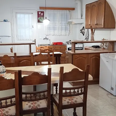 Casa Della Nonna * Agios Georgios (Irakleia)